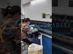 Piezas procesadas por máquina dobladora