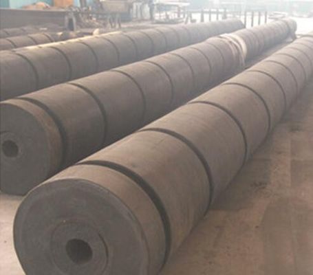 Defensas de goma para remolcadores marinos que ofrecen rendimiento y fácil instalación con opciones de montaje de cadena y correas proveedor