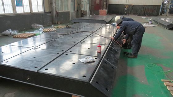 Panel de protección contra colisiones de UHMWPE Material HDPE resistente a la corrosión 1690×1760mm proveedor