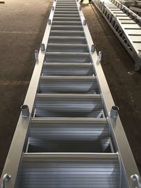 Escalera de embarque de aluminio para fácil manejo y seguridad proveedor