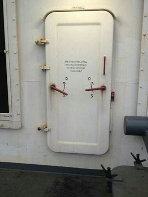 4 grueso de acero de Marine Weathertight Door 10m m del alojamiento del clip